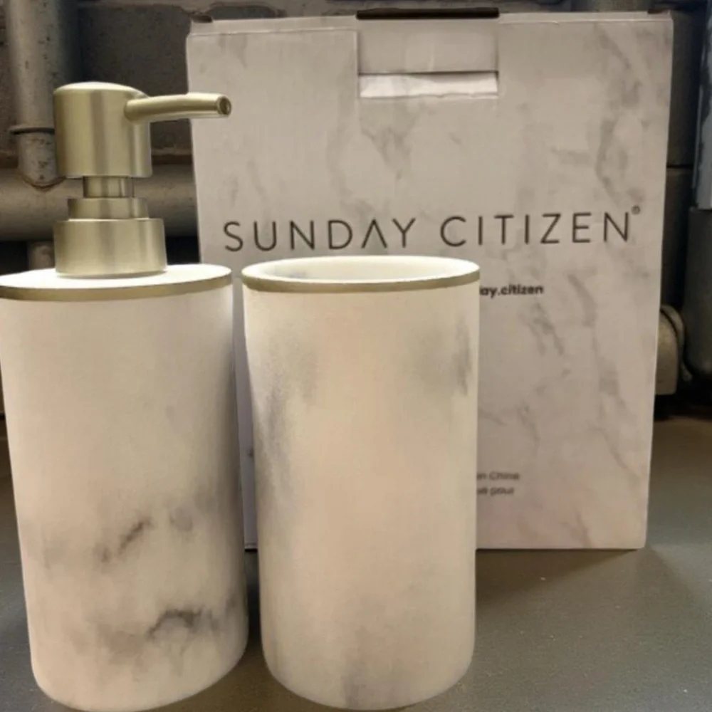 🆕 SUNDAY CITIZEN • Elegant Resin Bath Set Soap Dispenser Toothbrush Holder